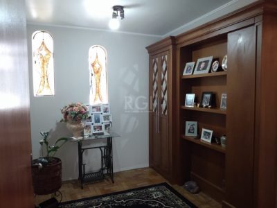 Apartamento à venda com 85m², 2 quartos no bairro Medianeira em Porto Alegre - Foto 3