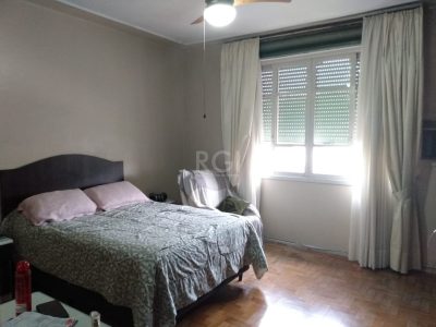 Apartamento à venda com 85m², 2 quartos no bairro Medianeira em Porto Alegre - Foto 10