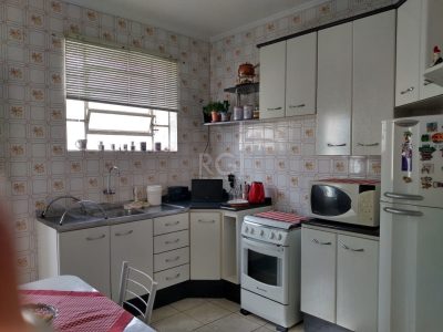 Apartamento à venda com 85m², 2 quartos no bairro Medianeira em Porto Alegre - Foto 6