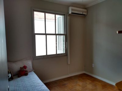 Apartamento à venda com 85m², 2 quartos no bairro Medianeira em Porto Alegre - Foto 14