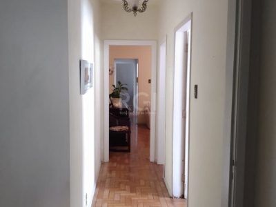 Apartamento à venda com 85m², 2 quartos no bairro Medianeira em Porto Alegre - Foto 7