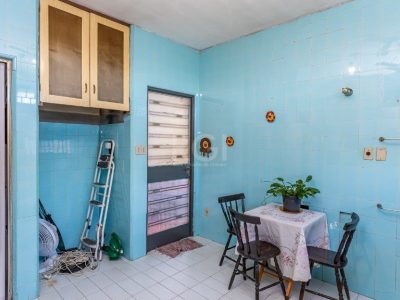 Casa à venda com 500m², 5 quartos, 1 suíte, 5 vagas no bairro Santa Tereza em Porto Alegre - Foto 18