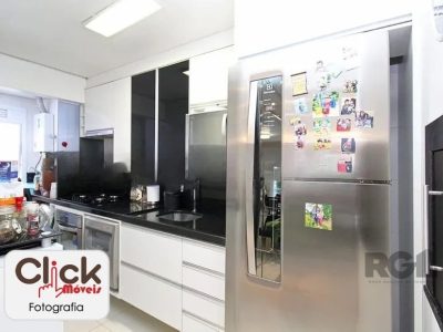 Apartamento à venda com 107m², 2 quartos, 1 suíte, 2 vagas no bairro Petrópolis em Porto Alegre - Foto 7