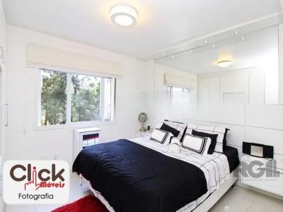 Apartamento à venda com 107m², 2 quartos, 1 suíte, 2 vagas no bairro Petrópolis em Porto Alegre - Foto 11