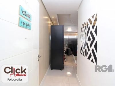 Apartamento à venda com 107m², 2 quartos, 1 suíte, 2 vagas no bairro Petrópolis em Porto Alegre - Foto 14