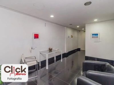 Apartamento à venda com 107m², 2 quartos, 1 suíte, 2 vagas no bairro Petrópolis em Porto Alegre - Foto 19