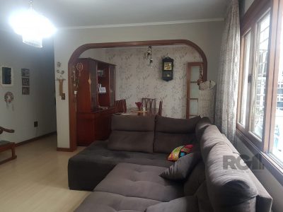 Apartamento à venda com 104m², 2 quartos, 1 suíte, 1 vaga no bairro Santana em Porto Alegre - Foto 3