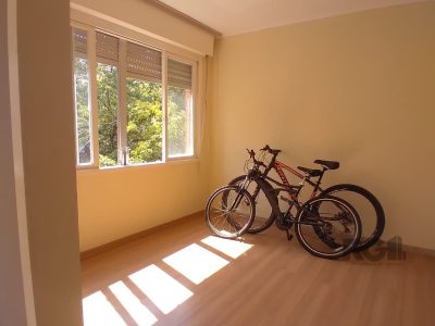 Apartamento à venda com 86m², 2 quartos, 1 suíte no bairro Menino Deus em Porto Alegre - Foto 13