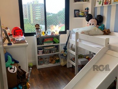 Apartamento à venda com 76m², 3 quartos, 1 suíte, 2 vagas no bairro Tristeza em Porto Alegre - Foto 4