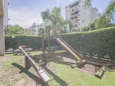 Apartamento à venda com 76m², 3 quartos, 1 suíte, 2 vagas no bairro Tristeza em Porto Alegre - Foto 19