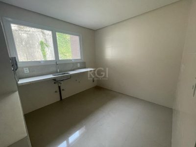 Casa Condominio à venda com 250m², 3 quartos, 3 suítes, 3 vagas no bairro Cristal em Porto Alegre - Foto 12