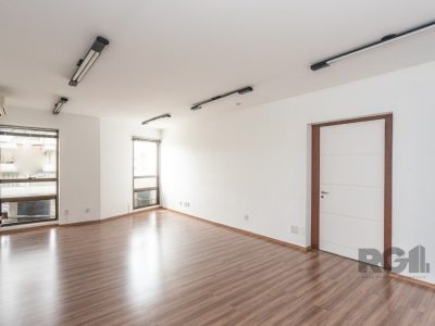 Conjunto/Sala à venda com 33m² no bairro Menino Deus em Porto Alegre - Foto 2