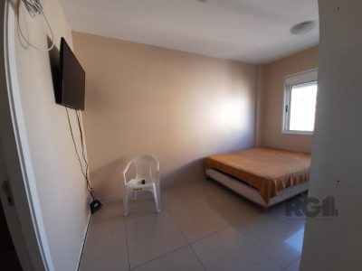 Apartamento à venda com 66m², 3 quartos, 1 suíte, 1 vaga no bairro Partenon em Porto Alegre - Foto 7