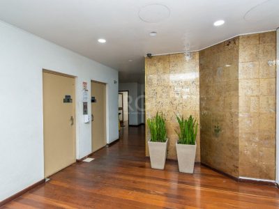 Apartamento à venda com 125m², 3 quartos, 1 suíte, 1 vaga no bairro Rio Branco em Porto Alegre - Foto 32