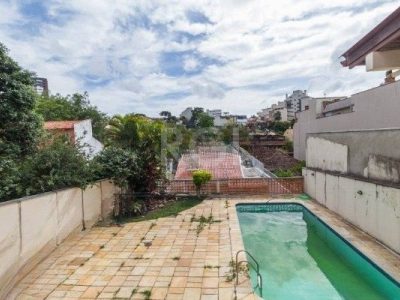 Casa à venda com 396m², 4 quartos, 2 suítes, 6 vagas no bairro Chácara das Pedras em Porto Alegre - Foto 41