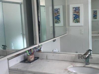 Apartamento à venda com 122m², 3 quartos, 1 suíte, 3 vagas no bairro Petrópolis em Porto Alegre - Foto 14