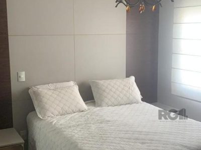 Apartamento à venda com 122m², 3 quartos, 1 suíte, 3 vagas no bairro Petrópolis em Porto Alegre - Foto 12