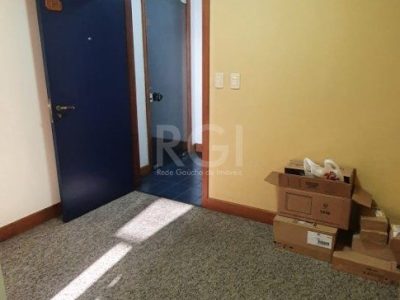 Conjunto/Sala à venda com 36m² no bairro Três Figueiras em Porto Alegre - Foto 3