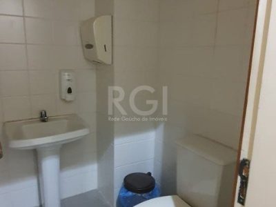 Conjunto/Sala à venda com 36m² no bairro Três Figueiras em Porto Alegre - Foto 5