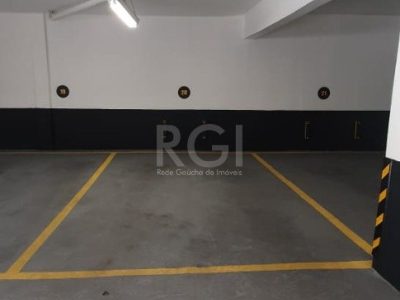 Conjunto/Sala à venda com 36m² no bairro Três Figueiras em Porto Alegre - Foto 14