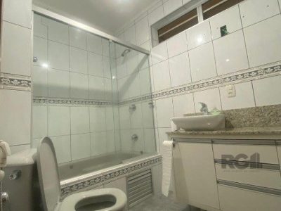 Apartamento à venda com 164m², 3 quartos, 1 suíte no bairro Independência em Porto Alegre - Foto 17