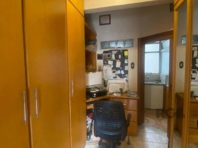 Apartamento à venda com 164m², 3 quartos, 1 suíte no bairro Independência em Porto Alegre - Foto 32