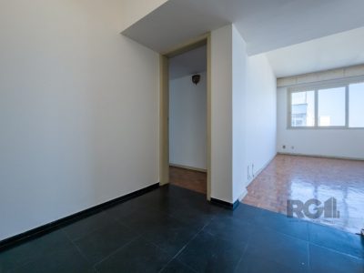 Apartamento à venda com 122m², 3 quartos, 1 suíte no bairro Centro Histórico em Porto Alegre - Foto 14