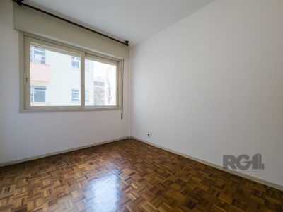 Apartamento à venda com 122m², 3 quartos, 1 suíte no bairro Centro Histórico em Porto Alegre - Foto 17