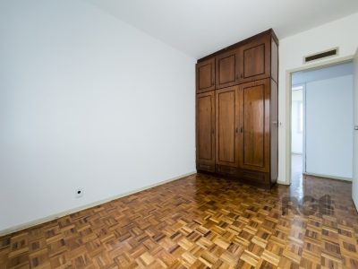 Apartamento à venda com 122m², 3 quartos, 1 suíte no bairro Centro Histórico em Porto Alegre - Foto 18