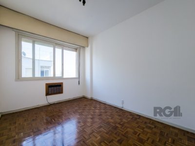 Apartamento à venda com 122m², 3 quartos, 1 suíte no bairro Centro Histórico em Porto Alegre - Foto 19