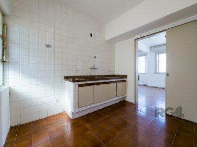 Apartamento à venda com 122m², 3 quartos, 1 suíte no bairro Centro Histórico em Porto Alegre - Foto 30