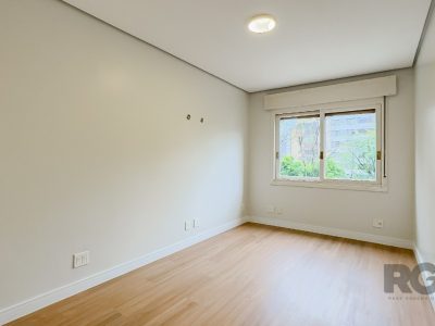 Apartamento à venda com 177m², 3 quartos, 3 suítes, 2 vagas no bairro Mont Serrat em Porto Alegre - Foto 32