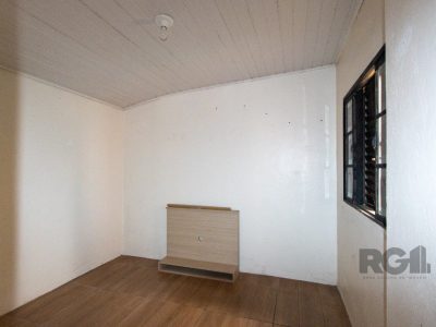 Casa à venda com 342m², 6 quartos, 1 suíte, 8 vagas no bairro Tristeza em Porto Alegre - Foto 60