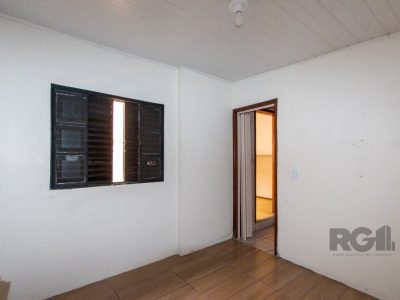 Casa à venda com 342m², 6 quartos, 1 suíte, 8 vagas no bairro Tristeza em Porto Alegre - Foto 61