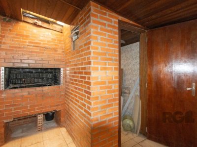 Casa à venda com 342m², 6 quartos, 1 suíte, 8 vagas no bairro Tristeza em Porto Alegre - Foto 64