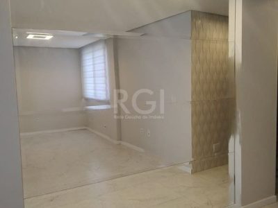 Apartamento à venda com 80m², 2 quartos, 1 suíte no bairro Farroupilha em Porto Alegre - Foto 4