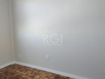 Apartamento à venda com 80m², 2 quartos, 1 suíte no bairro Farroupilha em Porto Alegre - Foto 19