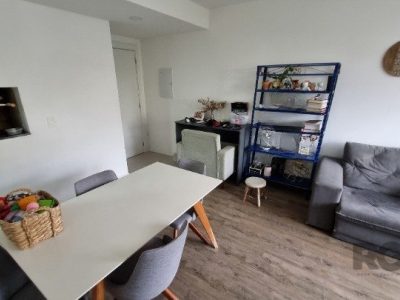 Apartamento à venda com 57m², 2 quartos, 1 suíte, 1 vaga no bairro Farroupilha em Porto Alegre - Foto 6