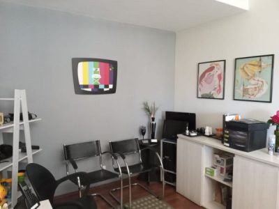 Casa à venda com 228m², 4 quartos, 2 suítes, 3 vagas no bairro Medianeira em Porto Alegre - Foto 15