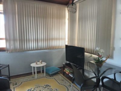 Casa à venda com 228m², 4 quartos, 2 suítes, 3 vagas no bairro Medianeira em Porto Alegre - Foto 25