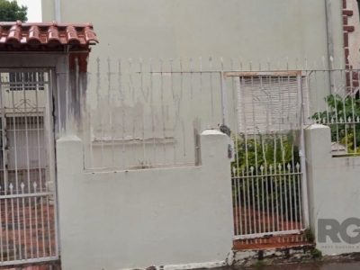 Casa à venda com 170m², 3 quartos, 2 vagas no bairro Menino Deus em Porto Alegre - Foto 2