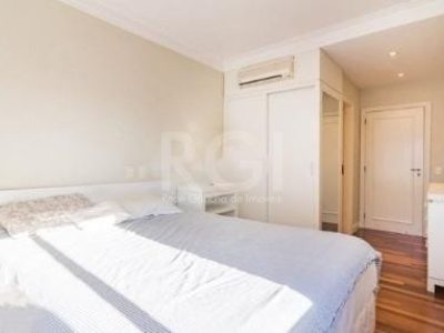 Cobertura à venda com 293m², 3 quartos, 3 suítes, 4 vagas no bairro Petrópolis em Porto Alegre - Foto 10