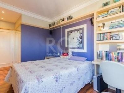 Cobertura à venda com 293m², 3 quartos, 3 suítes, 4 vagas no bairro Petrópolis em Porto Alegre - Foto 13