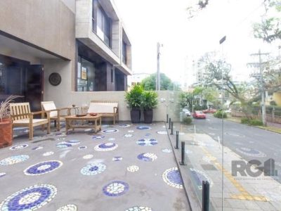 Casa à venda com 149m², 3 quartos, 1 suíte, 2 vagas no bairro Higienópolis em Porto Alegre - Foto 3