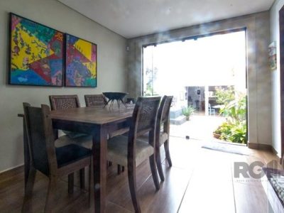 Casa à venda com 149m², 3 quartos, 1 suíte, 2 vagas no bairro Higienópolis em Porto Alegre - Foto 28