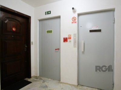 Apartamento à venda com 74m², 2 quartos, 1 vaga no bairro Santana em Porto Alegre - Foto 10