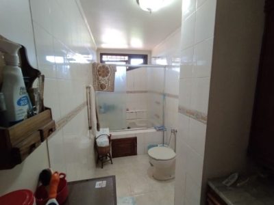 Casa à venda com 358m², 3 quartos, 1 suíte, 4 vagas no bairro Ipanema em Porto Alegre - Foto 21