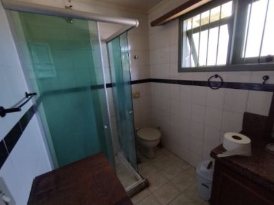 Casa à venda com 358m², 3 quartos, 1 suíte, 4 vagas no bairro Ipanema em Porto Alegre - Foto 30