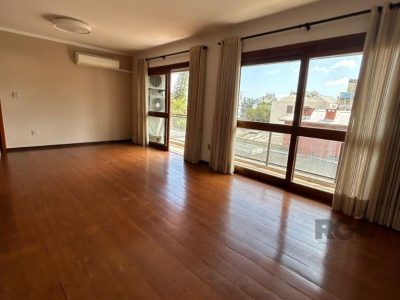 Apartamento à venda com 161m², 3 quartos, 1 suíte, 1 vaga no bairro Menino Deus em Porto Alegre - Foto 8