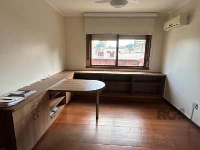 Apartamento à venda com 161m², 3 quartos, 1 suíte, 1 vaga no bairro Menino Deus em Porto Alegre - Foto 11